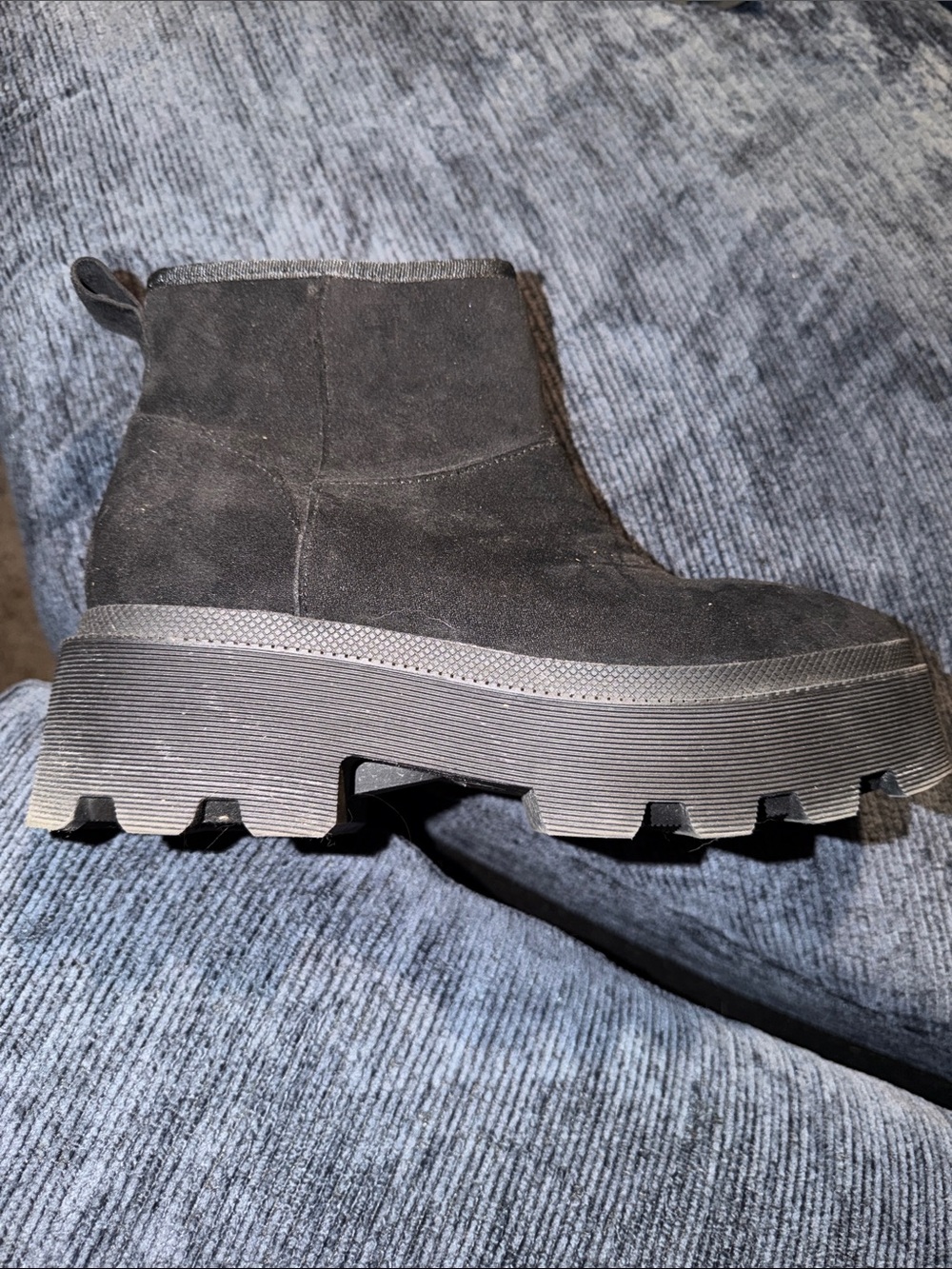Universal Thread Black Chunky Lug Zip Ankle Booties - Picture 3 of 3
